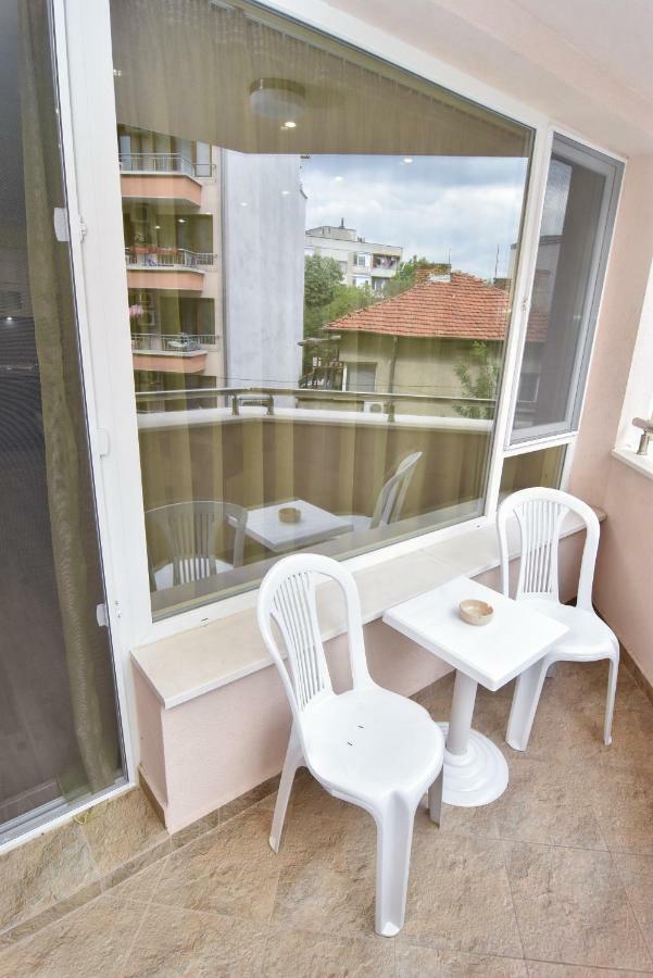 Apartment Deni Μπουργκάς Εξωτερικό φωτογραφία