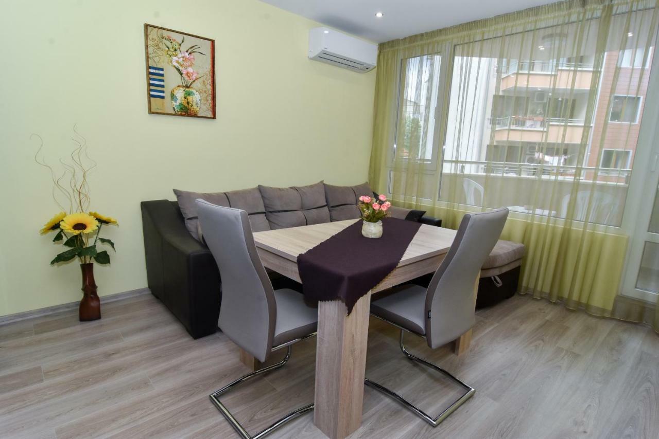 Apartment Deni Μπουργκάς Εξωτερικό φωτογραφία